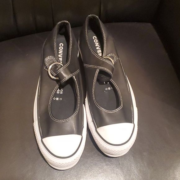 SOLD!! CONVERSE All Star Mary Jane Sneaker - Size 9 - Picture 2 of 10